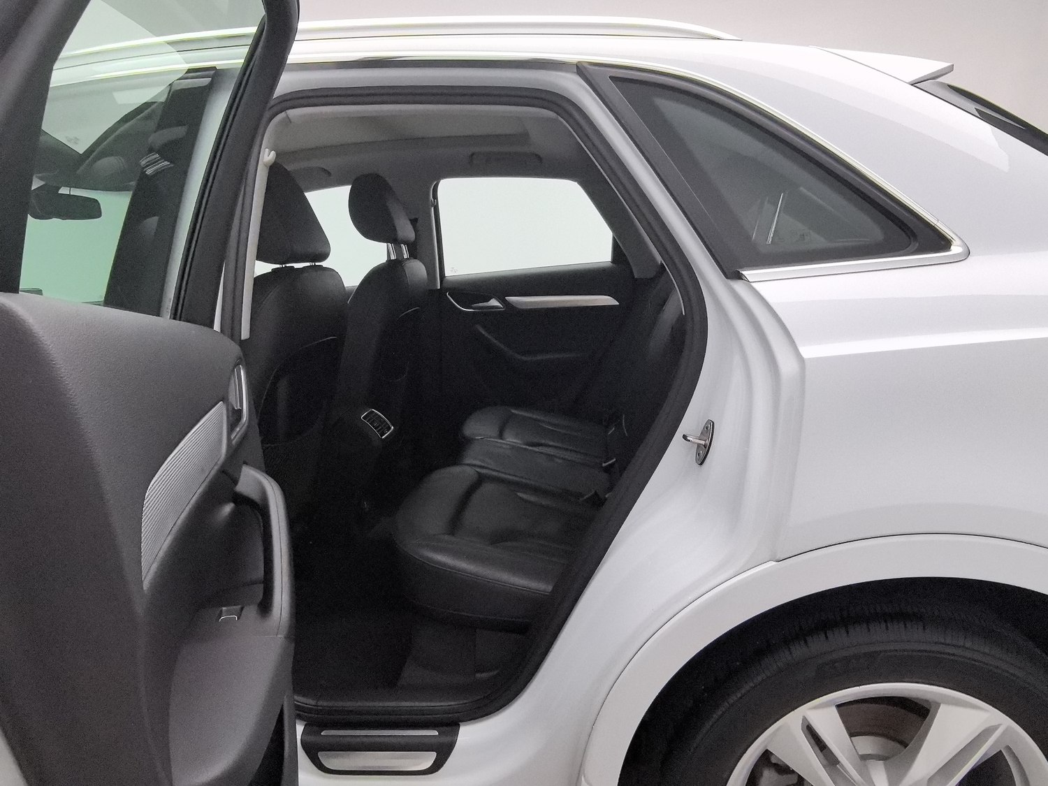 Used Audi Q3 2016 2.0 AT