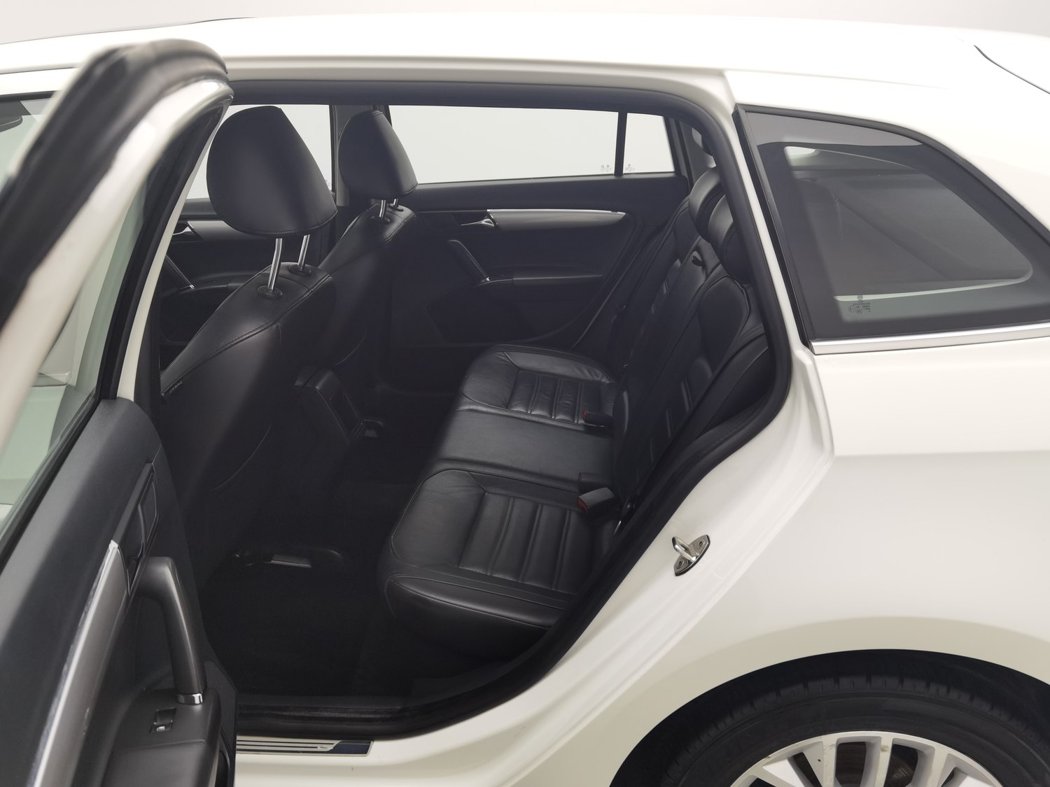 Used Volkswagen Gran Lavida 2013 1.6 AT