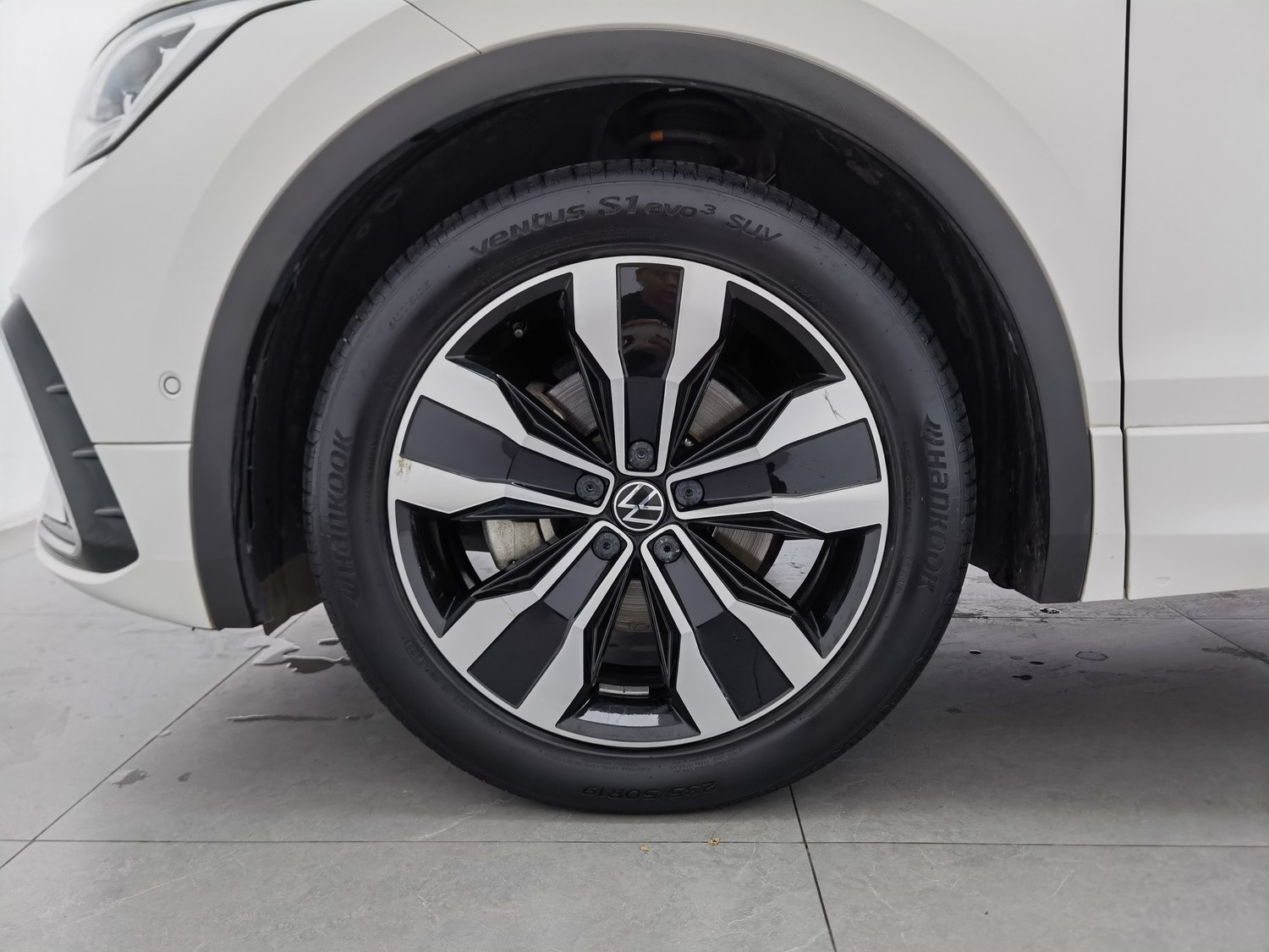 Used Volkswagen Tiguan L 2022 2.0 AT
