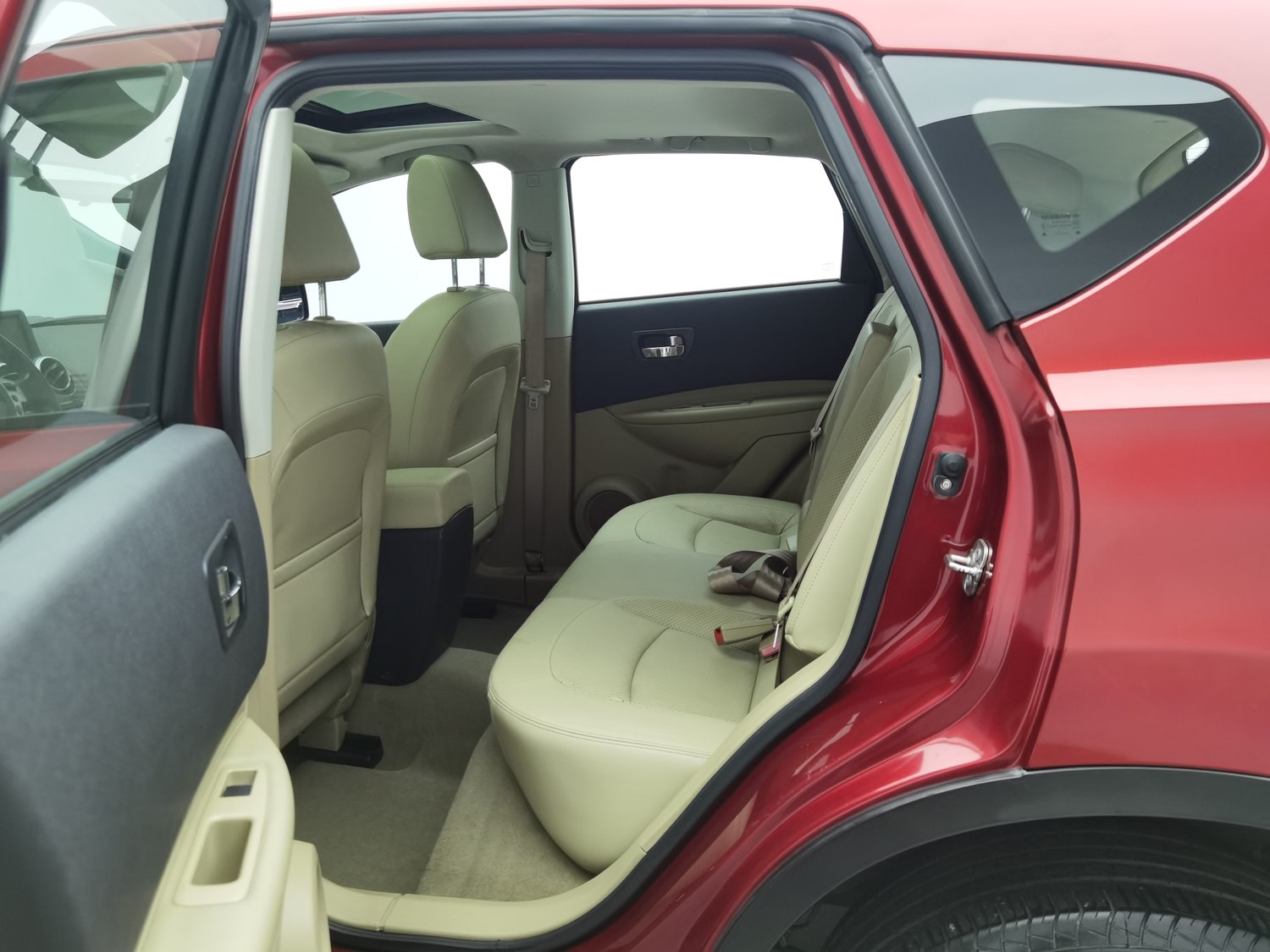Used Nissan Qashqai 2012 2.0 AT