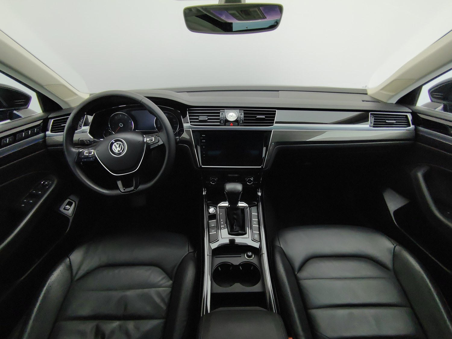 Used Volkswagen Phideon 2018 2.0 AT