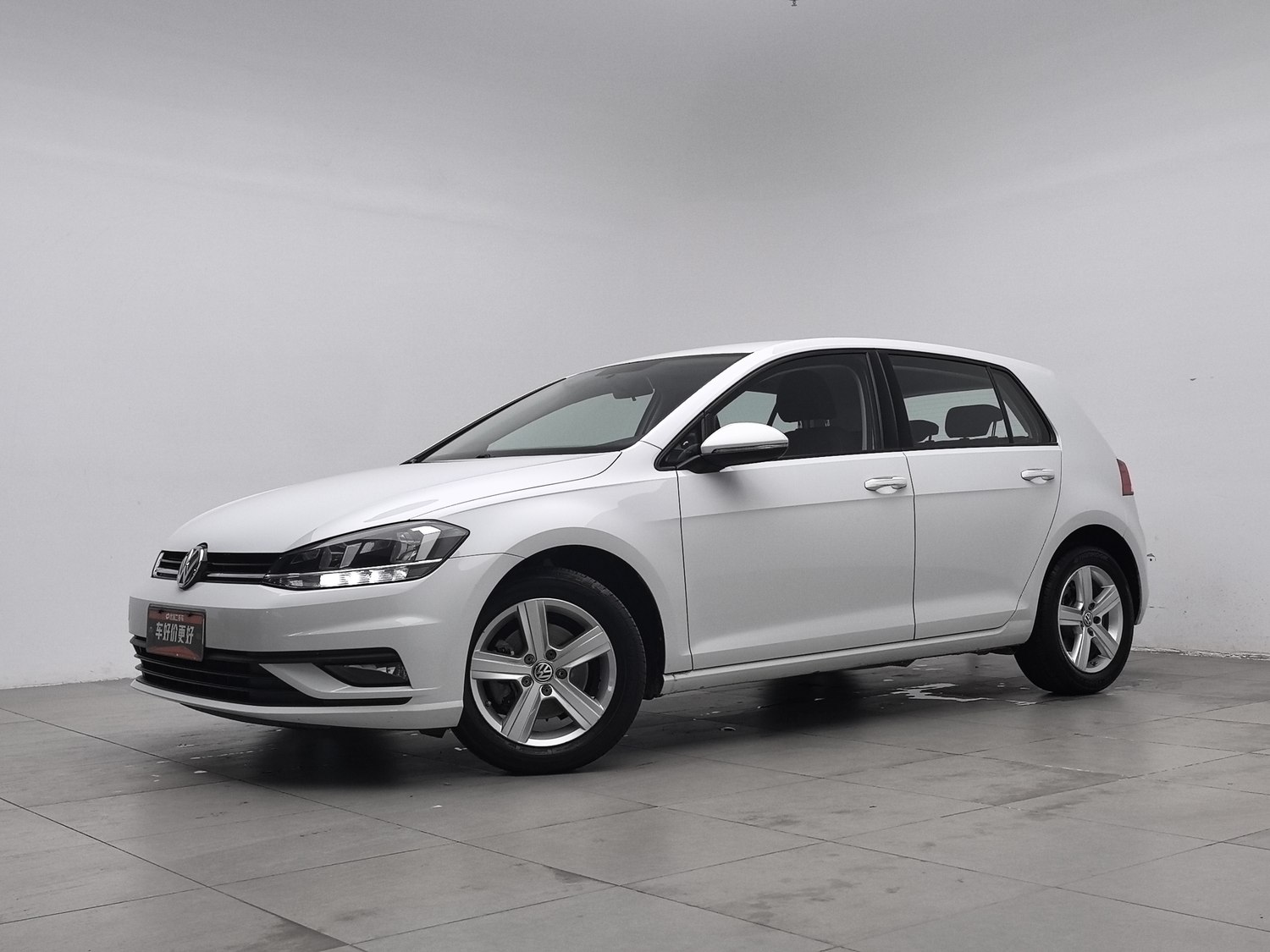 Used Volkswagen Golf 2018 1.6 MT