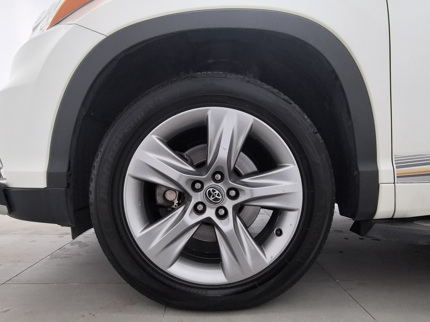 Used Toyota Highlander 2015 2.0 AT