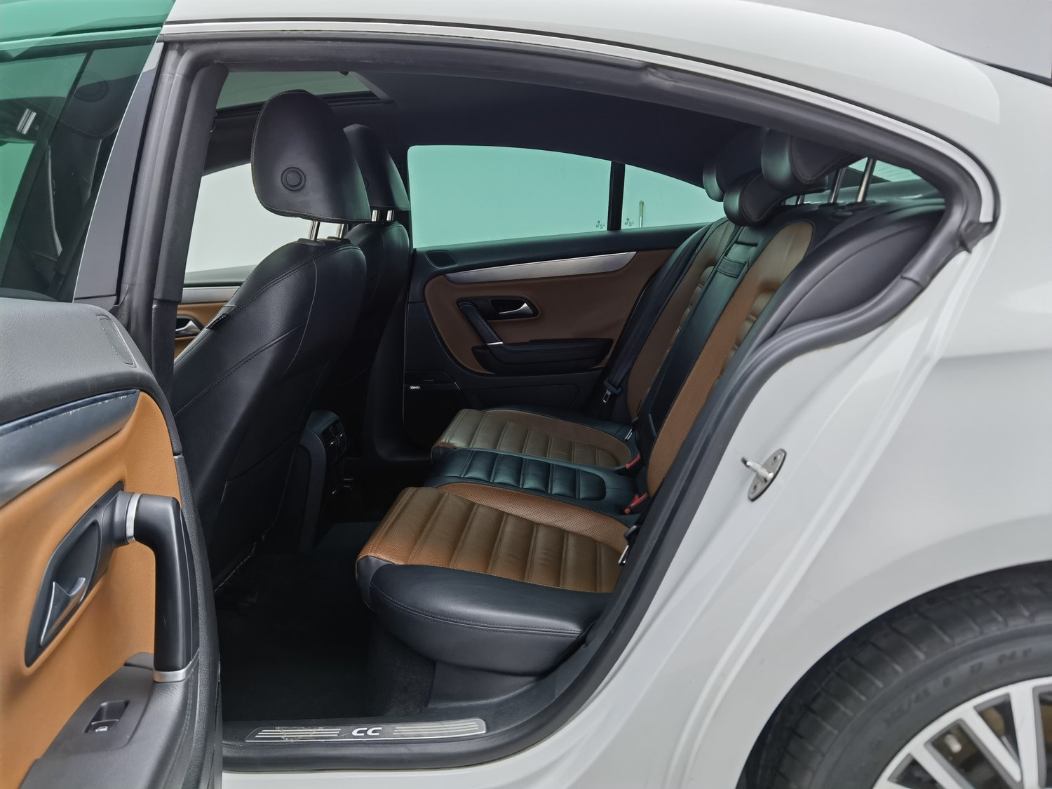 Used Volkswagen CC 2013 2.0 AT