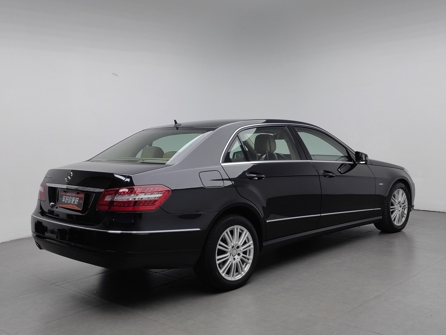 Used Mercedes-Benz E-Class 2011 1.8 AT