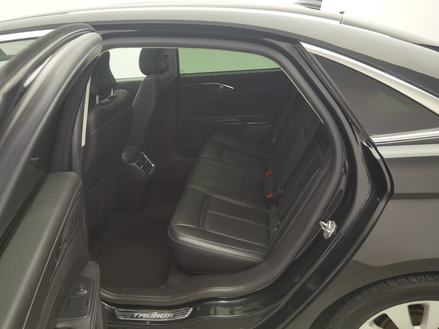 Used Ford Taurus 2016 1.5 AT