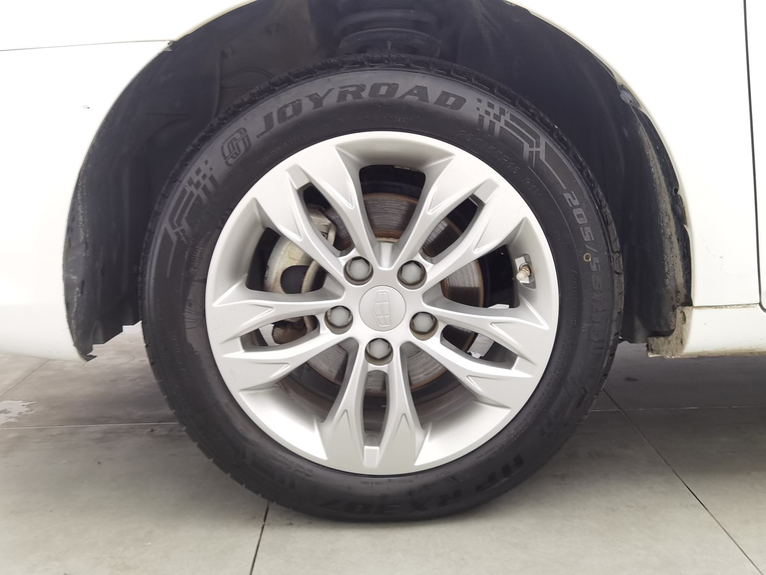 Used Geely Emgrand 2016 1.5 MT