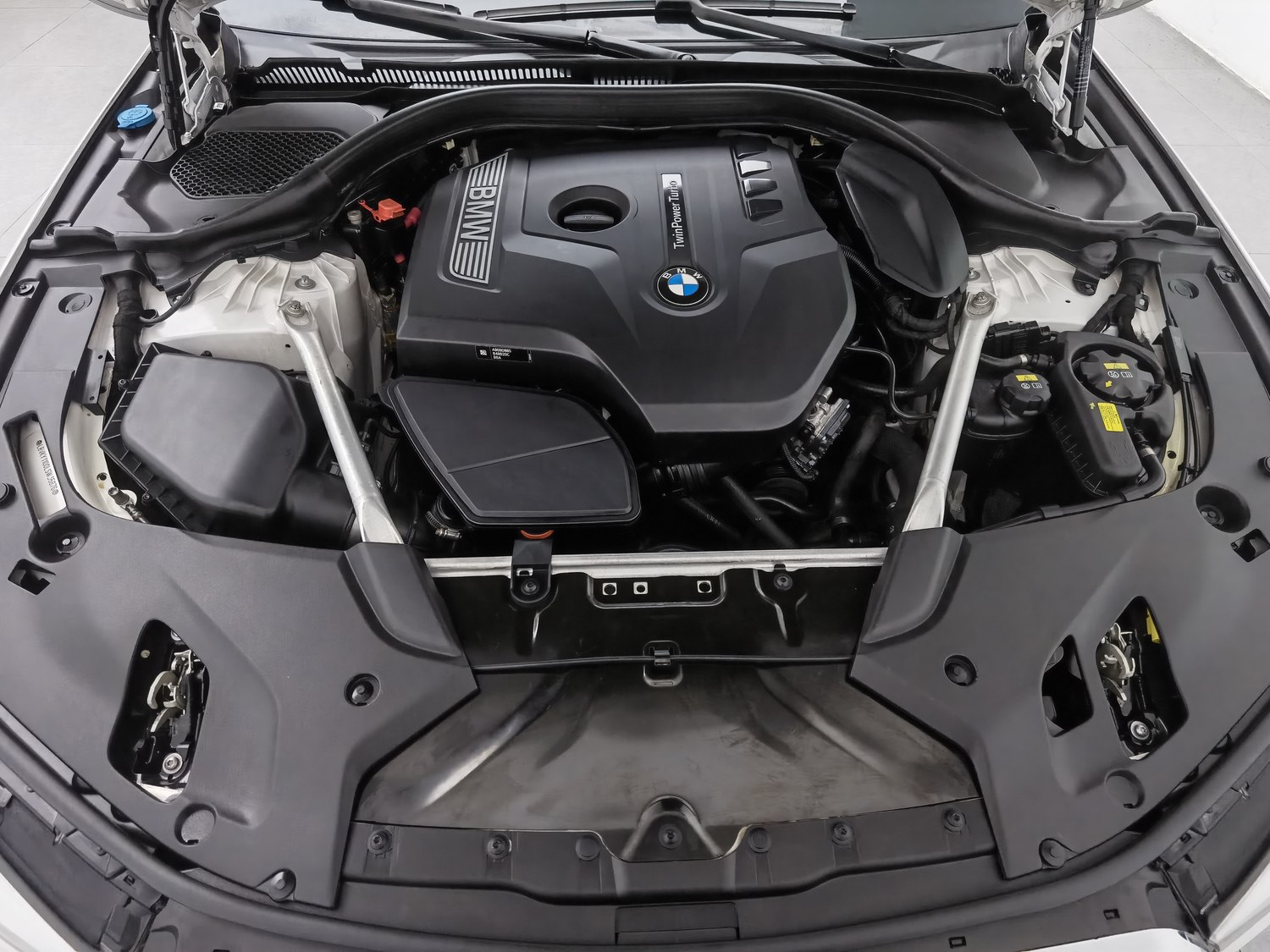 Used BMW THE5 2020 2.0 AT