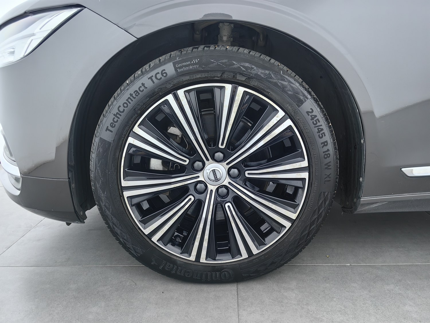 Used Volvo S90 2021 2.0 AT