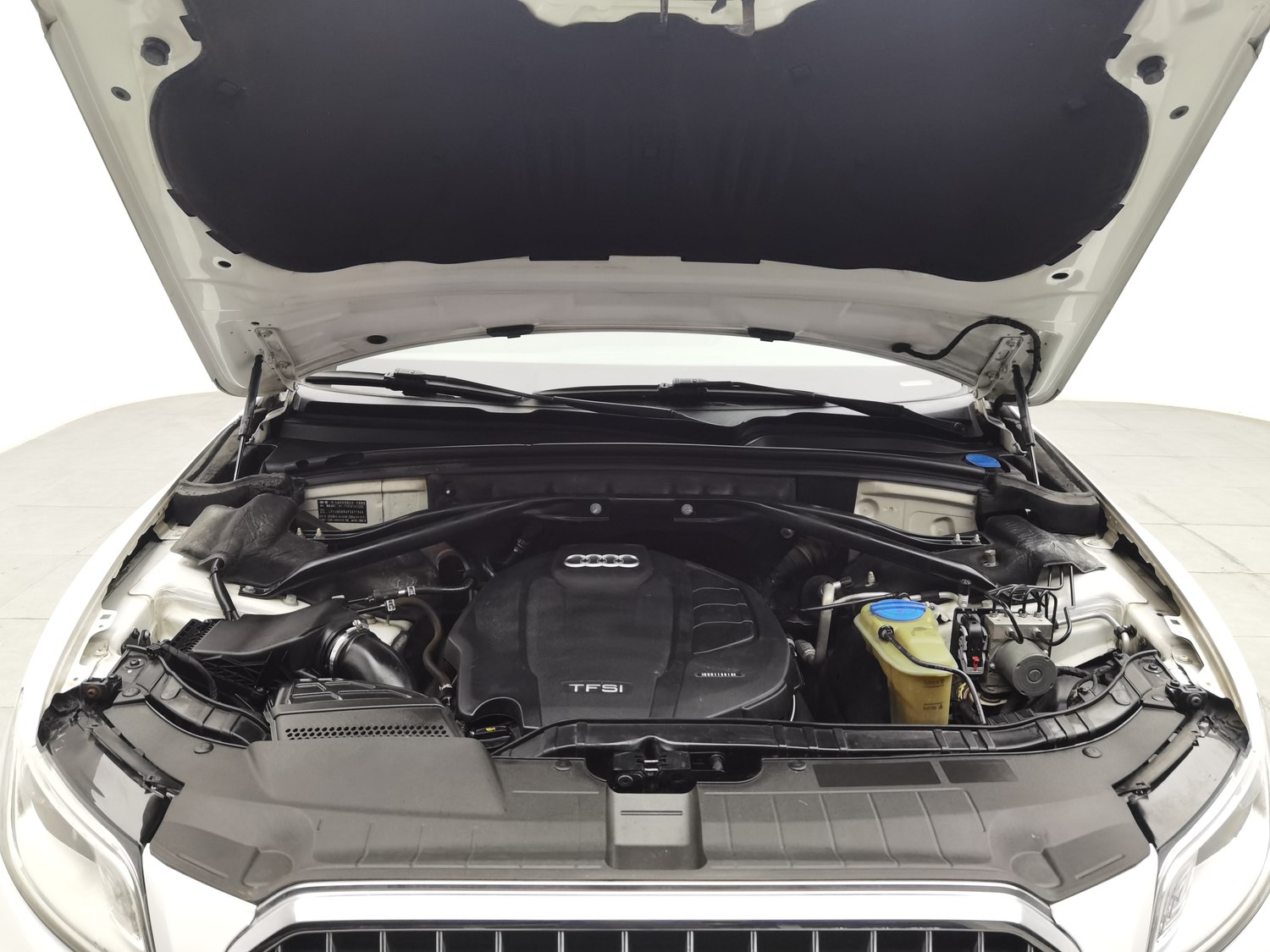 Used Audi Q5 2015 2.0 AT