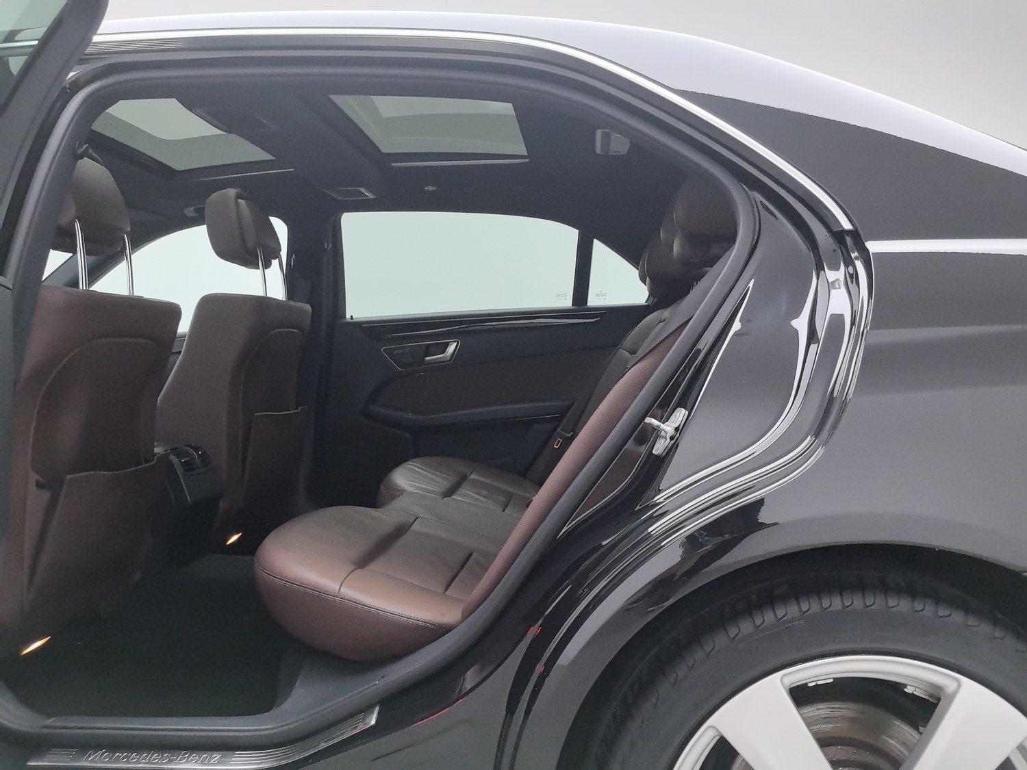 Used Mercedes-Benz E-Class 2013 1.8 AT