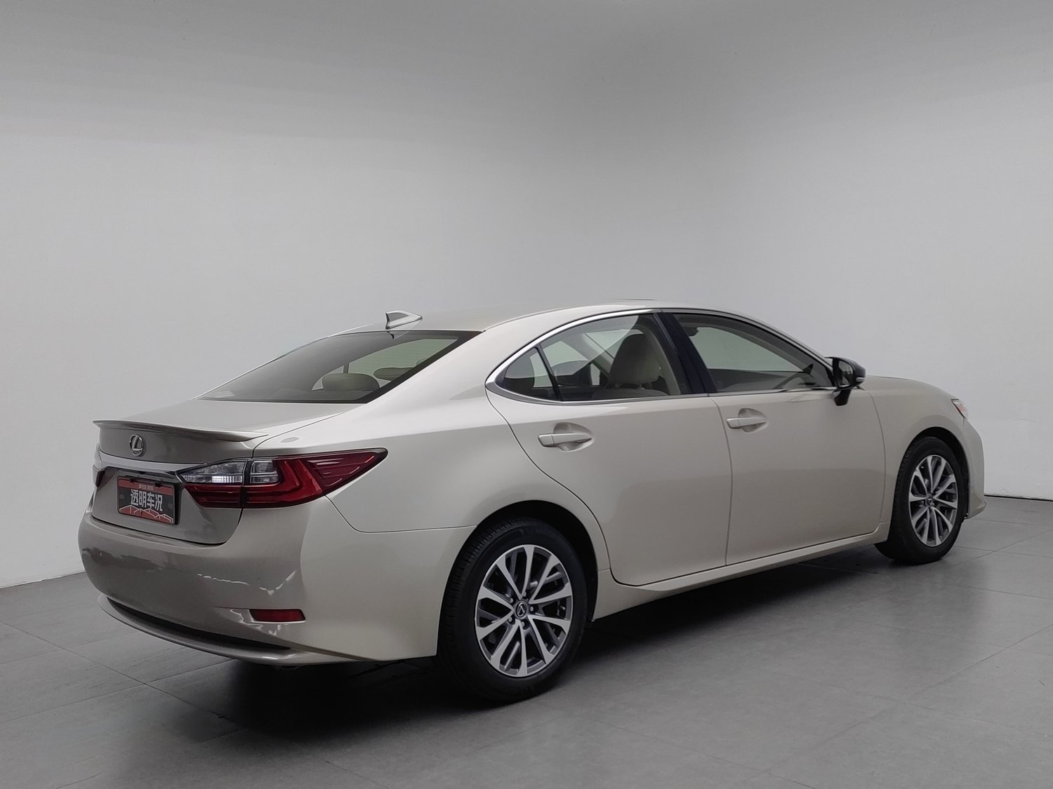 Used Lexus ES 2015 2.0 AT