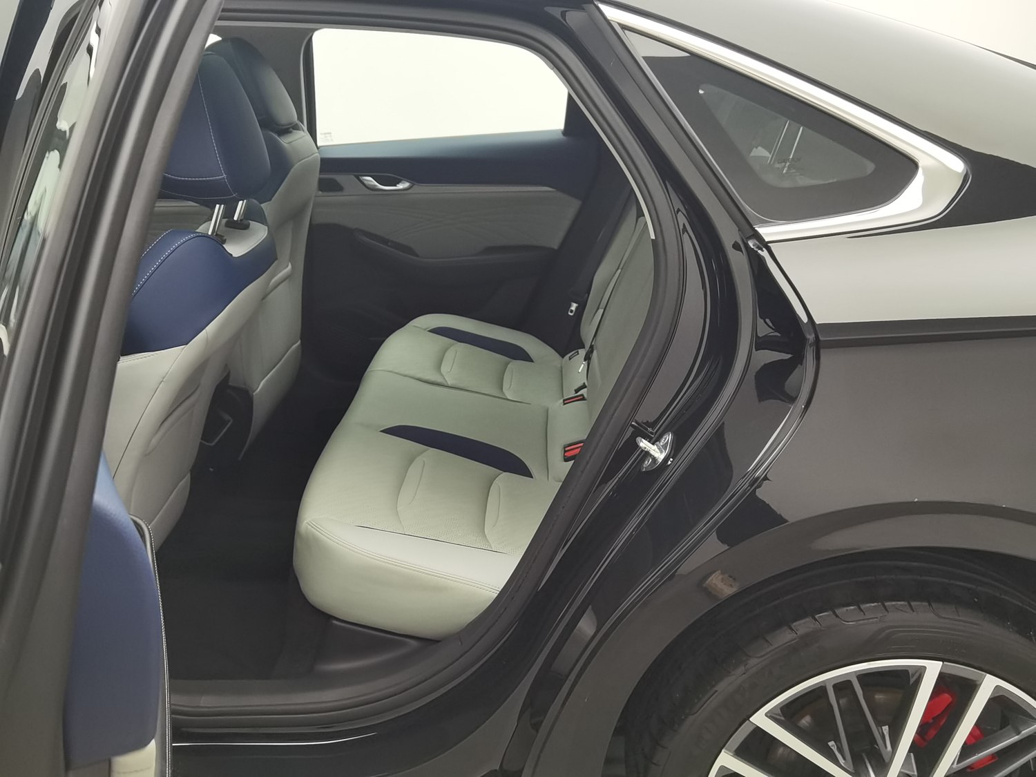 Used Geely Preface 2023 2.0 AT