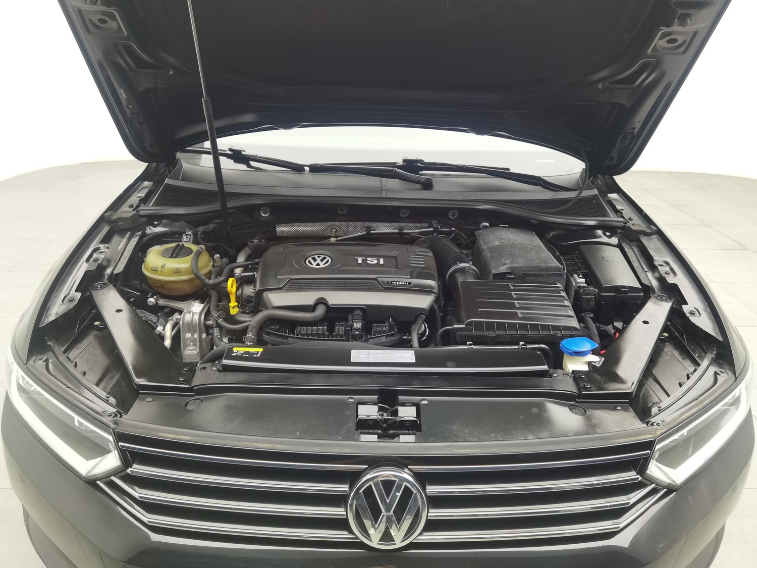 Used Volkswagen Magotan 2018 1.8 AT