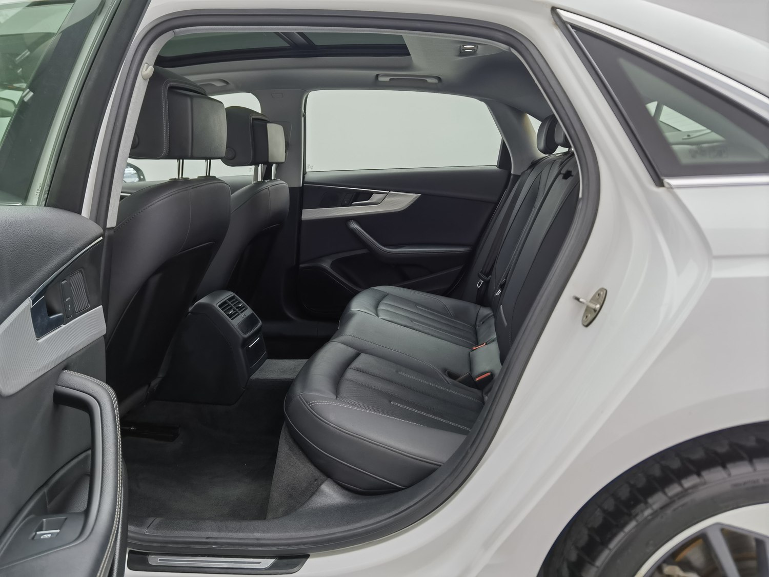 Used Audi A4L 2020 2.0 AT
