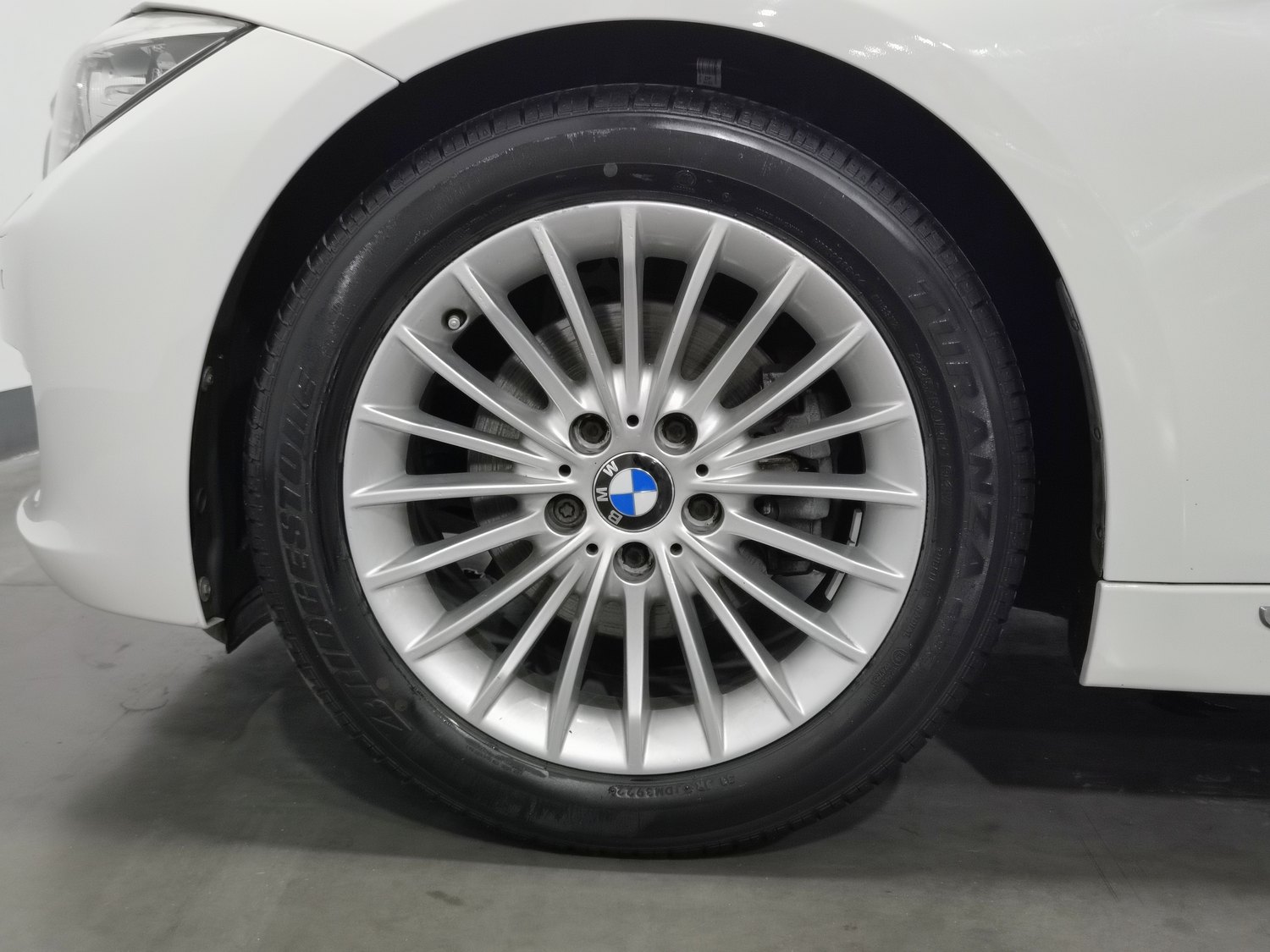 Used BMW 3 Series 2015 2.0 AT