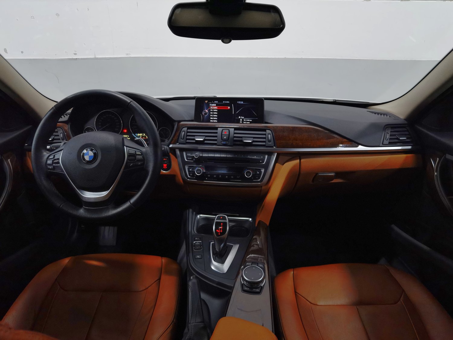 Used BMW 3 Series 2015 2.0 AT