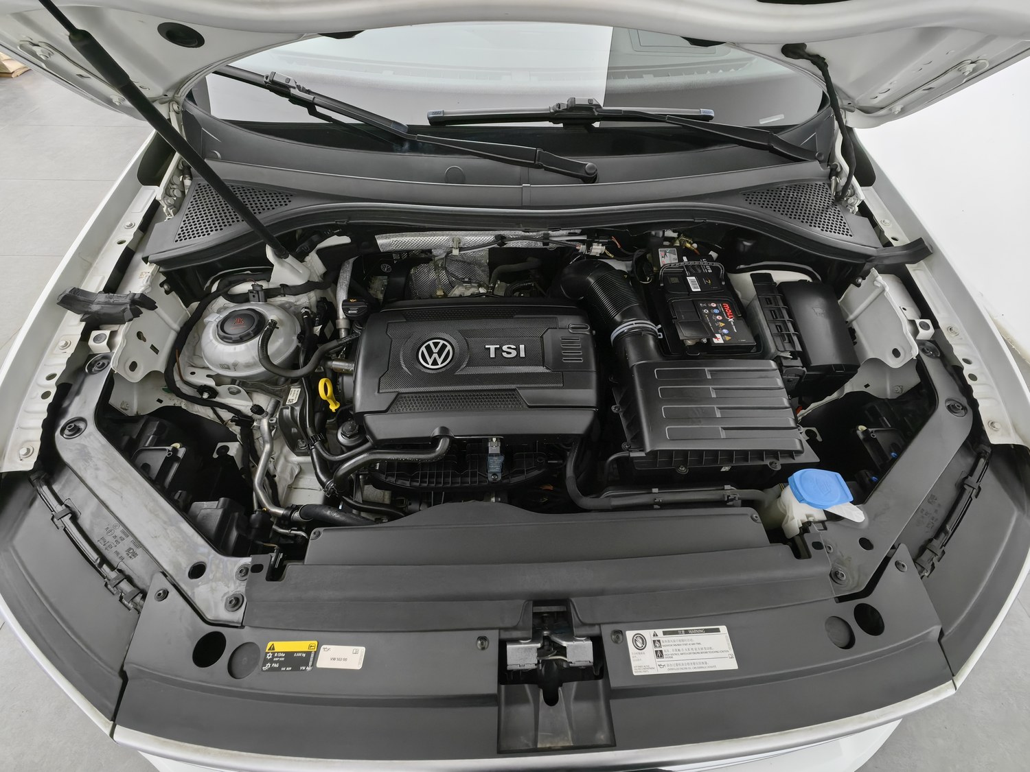 Used Volkswagen Tiguan 2018 2.0 AT