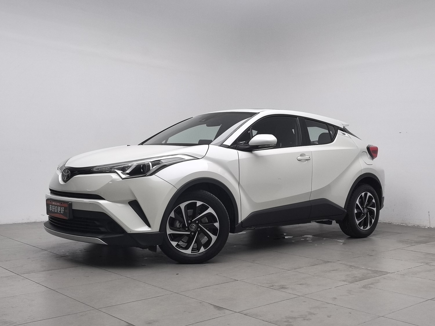 Used Toyota C-HR 2020 2.0 AT