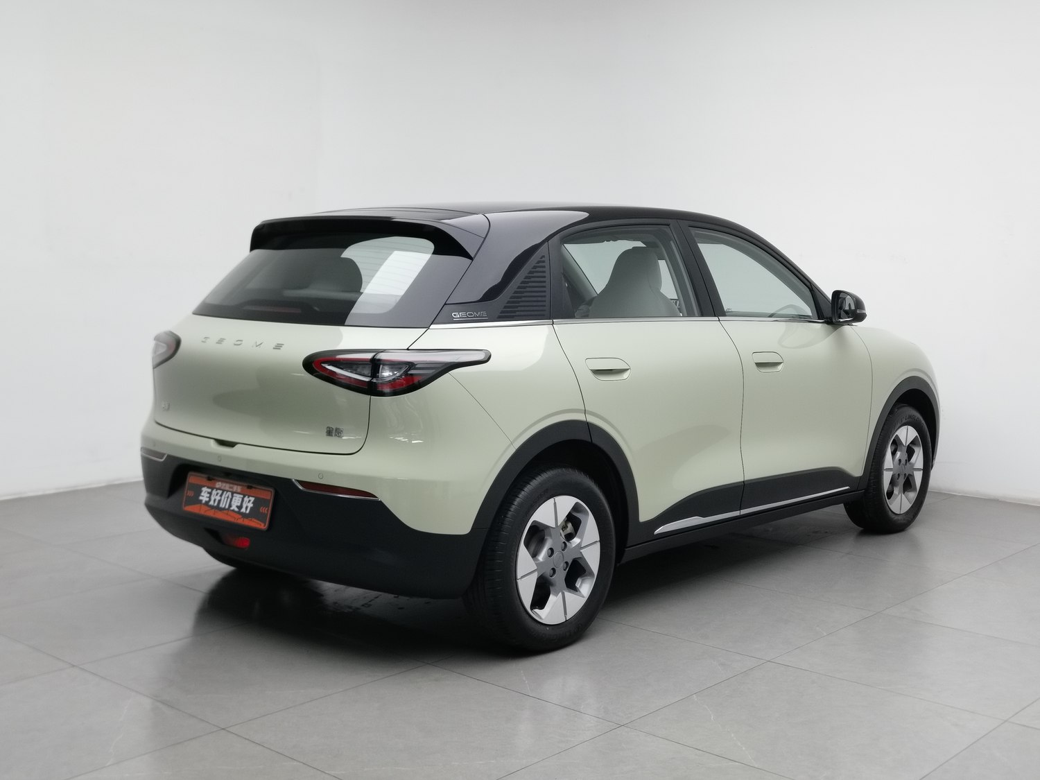 Used Geely Galaxy Xingyuan 2025