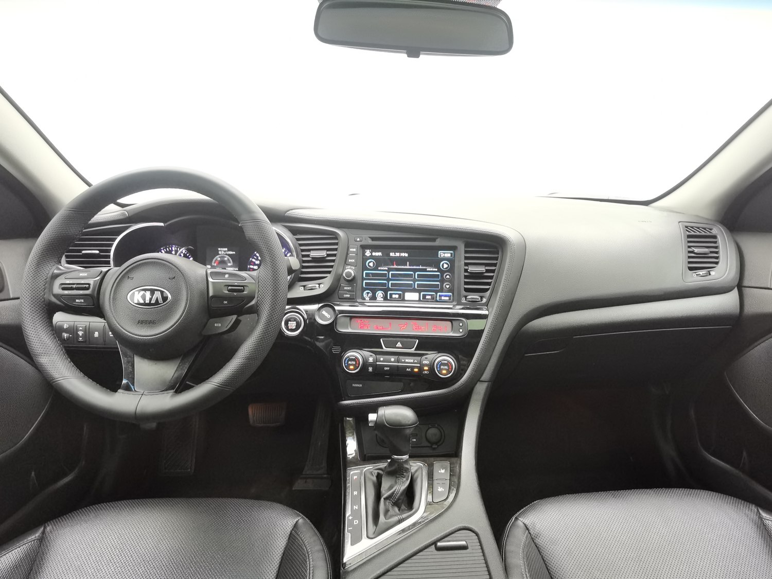 Used Kia K5 2015 2.0 AT