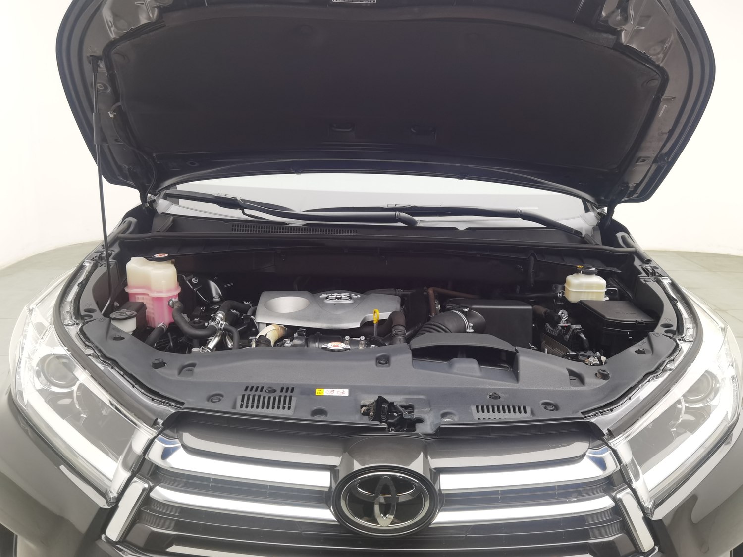 Used Toyota Highlander 2018 2.0 AT