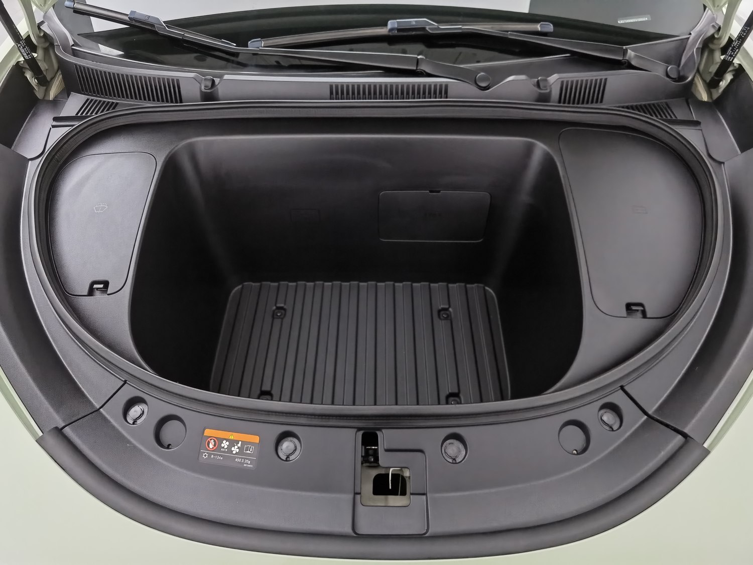 Used Geely Galaxy Xingyuan 2025