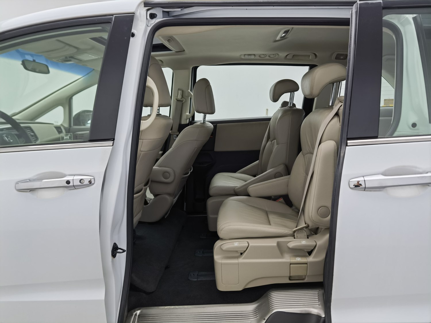 Used Honda Odyssey 2015 2.4 AT
