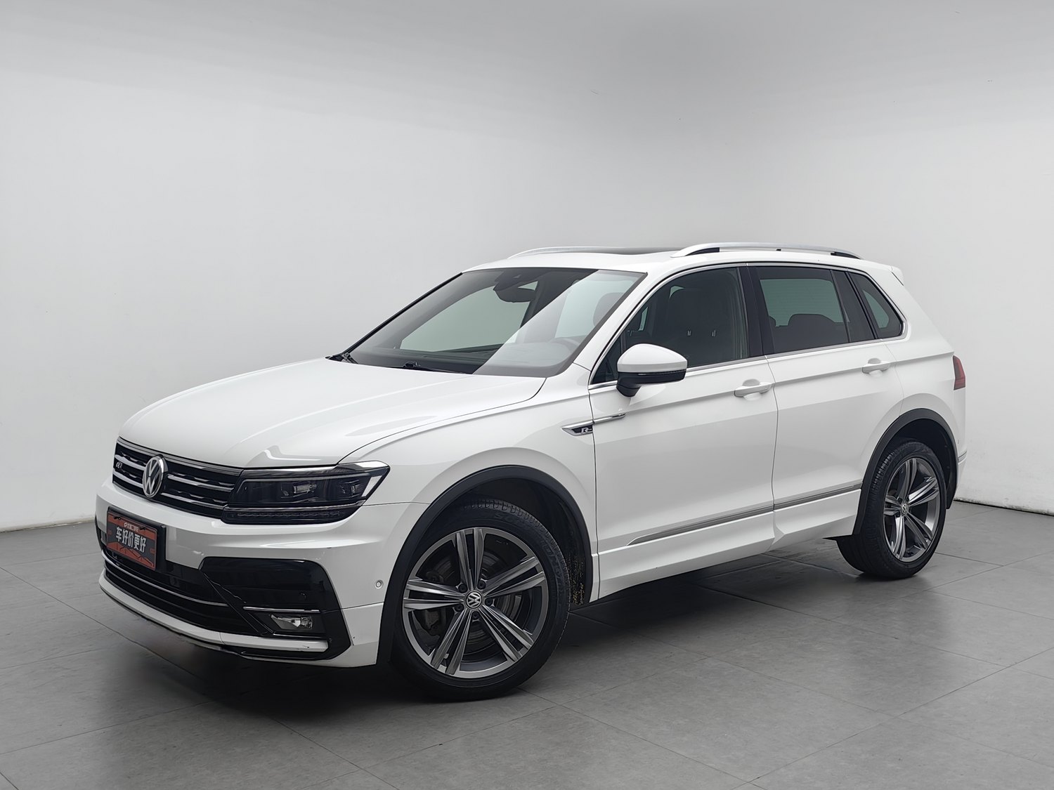Used Volkswagen Tiguan 2018 2.0 AT