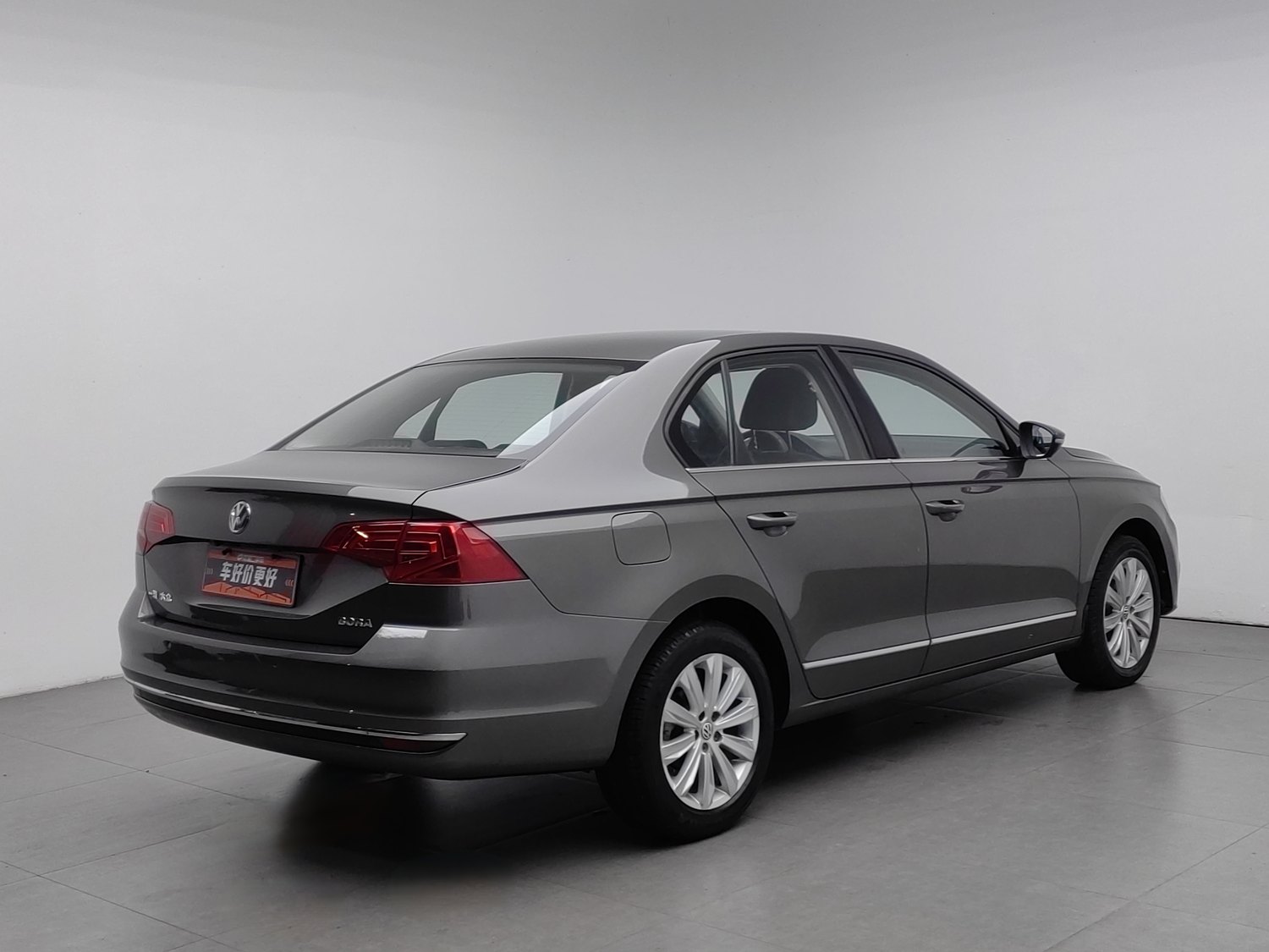 Used Volkswagen Bora 2016 1.6 AT