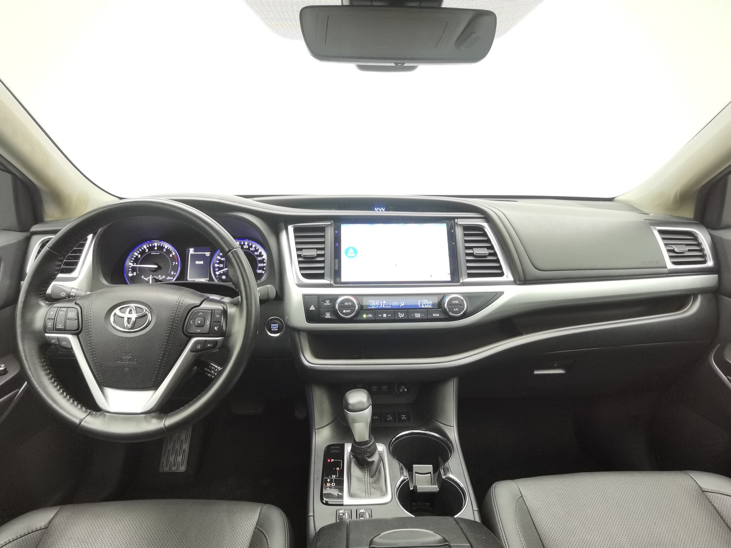 Used Toyota Highlander 2018 2.0 AT