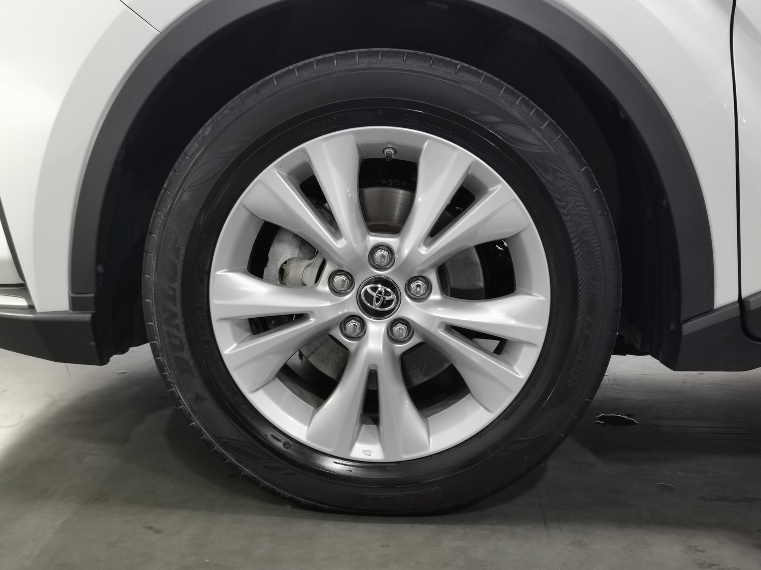 Used Toyota C-HR 2021 2.0 AT