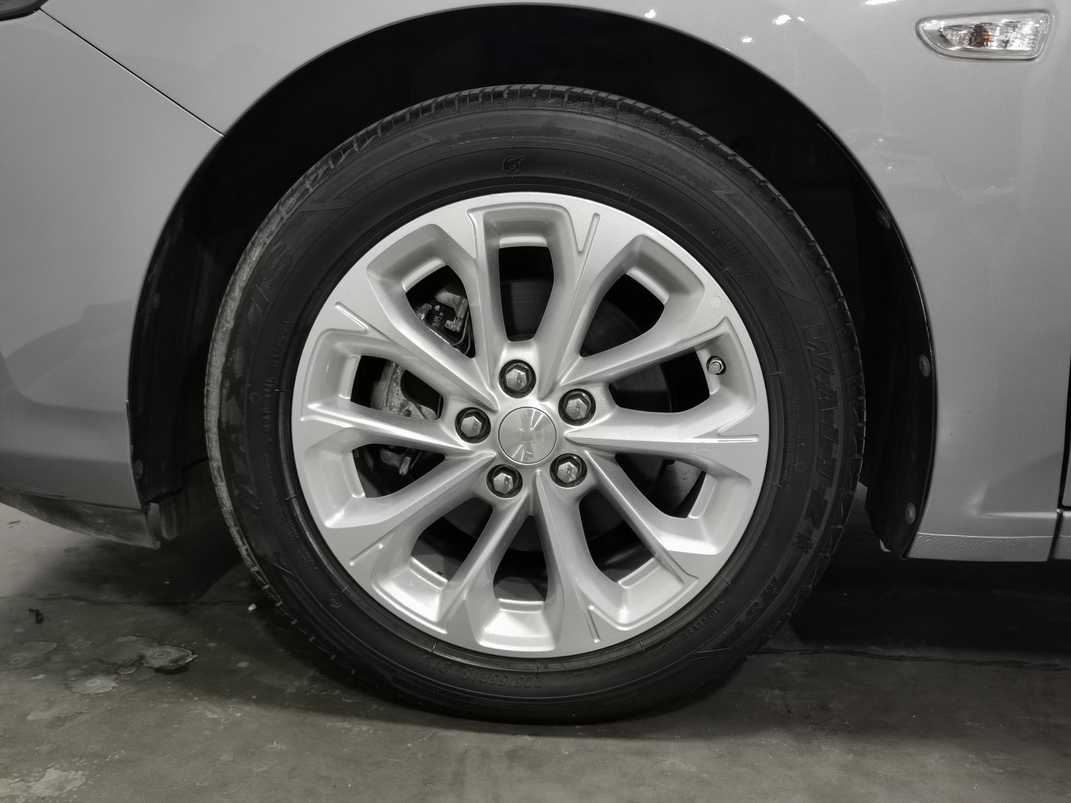 Used Chevrolet Cruze 2023 1.5 AT