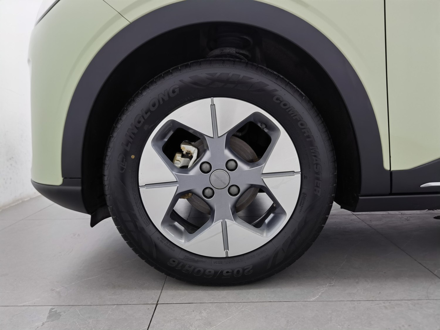 Used Geely Galaxy Xingyuan 2025
