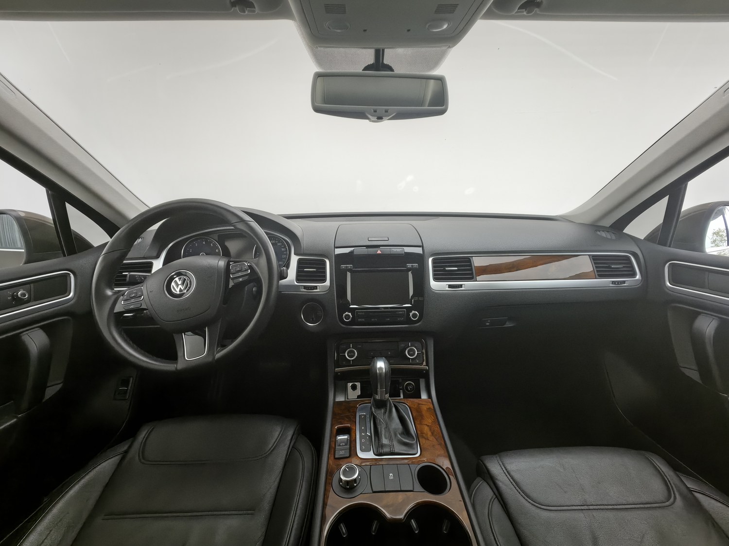 Used Volkswagen Touareg (Imported) 2011 3.0 AT