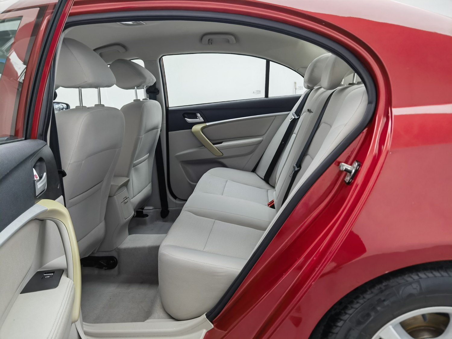 Used Geely Emgrand 2014 1.5 MT