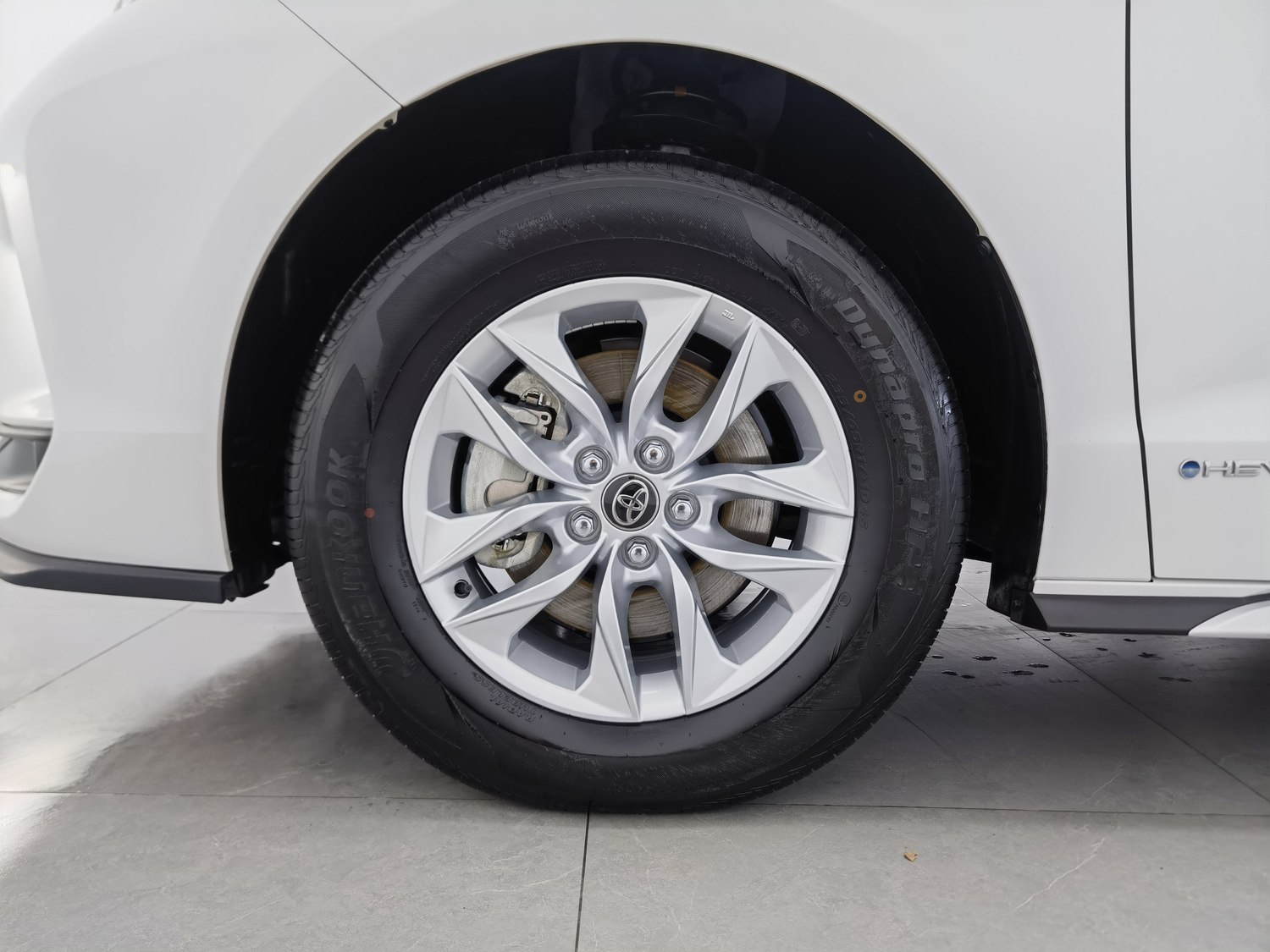 Used Toyota Granvia 2024 2.5 AT