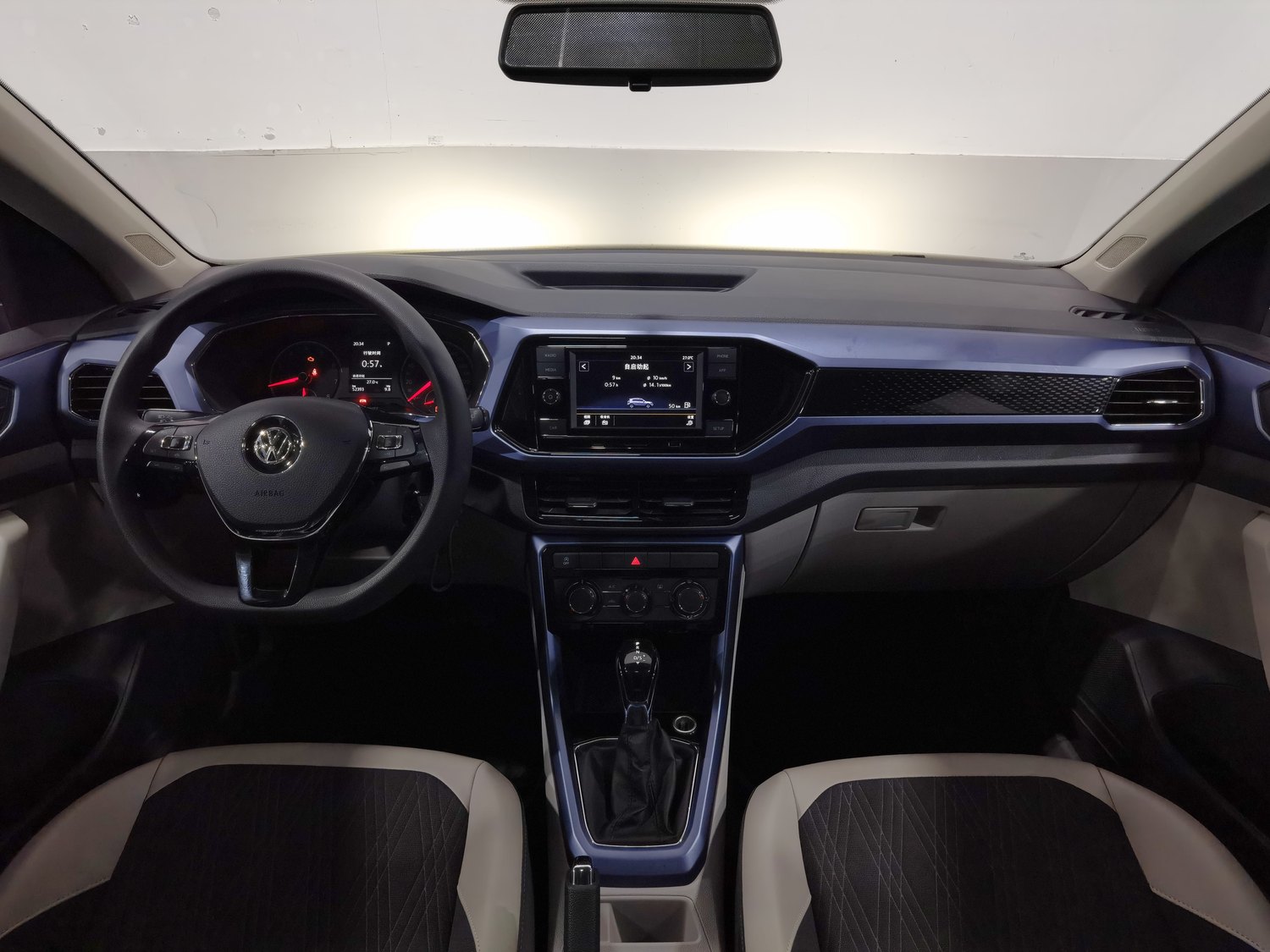 Used Volkswagen T-Cross 2019 1.4 AT