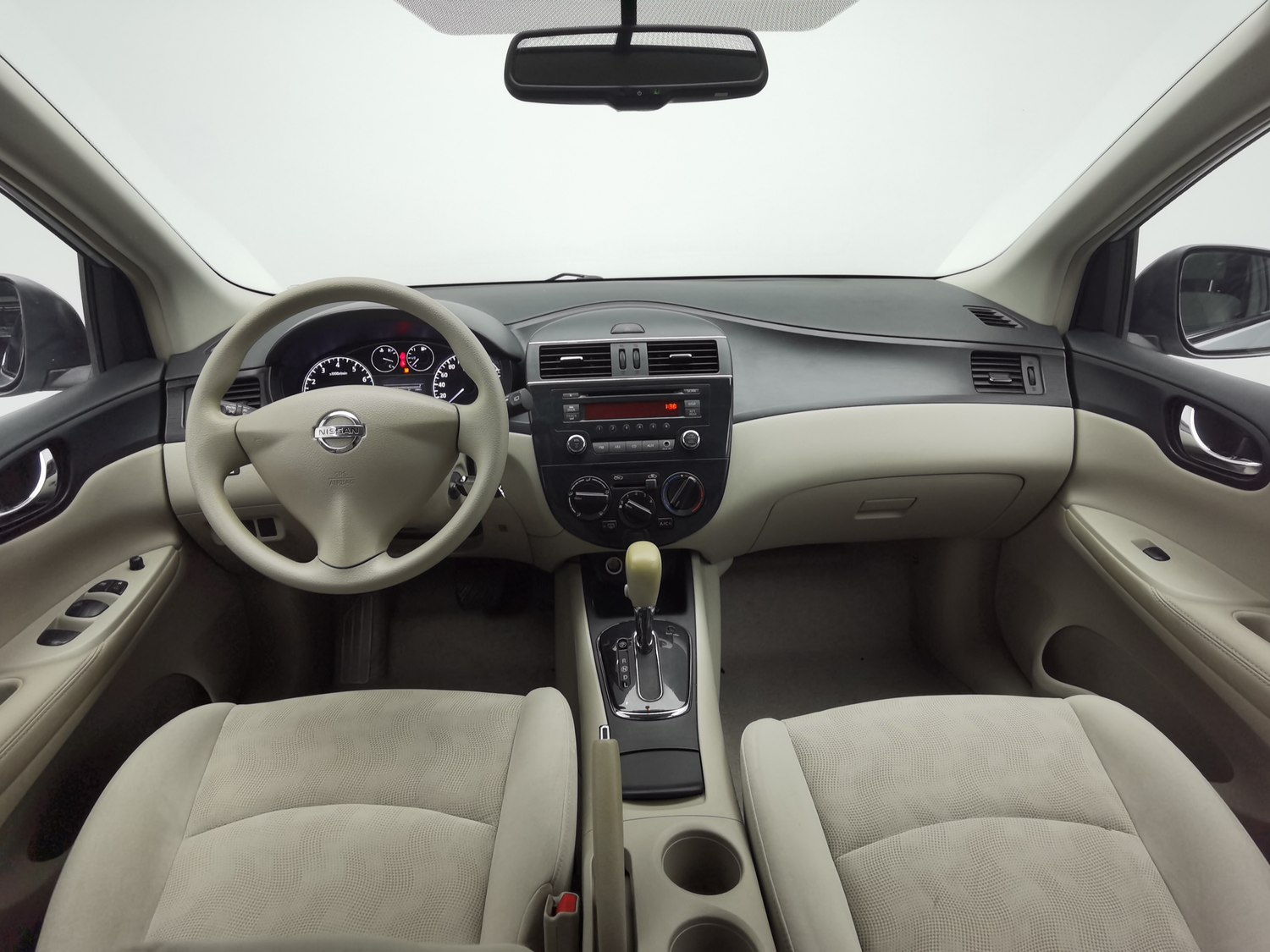 Used Nissan Tiida 2011 1.6 AT