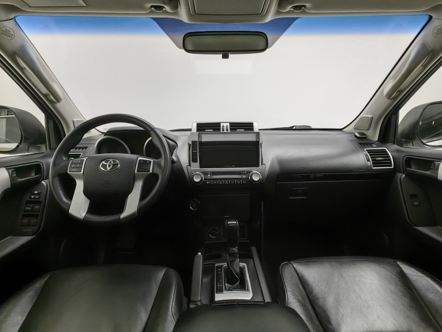 Used Toyota Prado 2016 2.7 AT