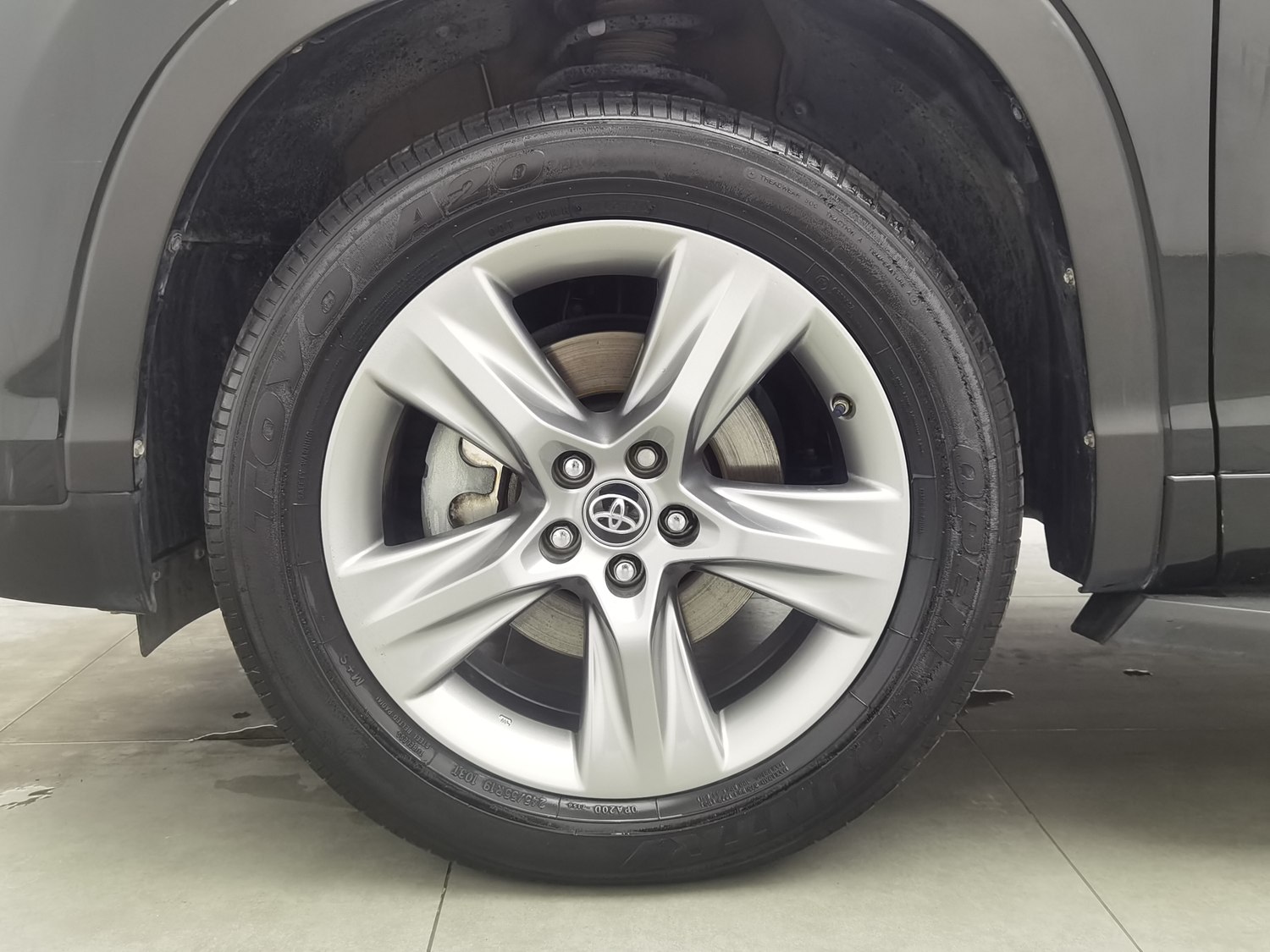 Used Toyota Highlander 2018 2.0 AT