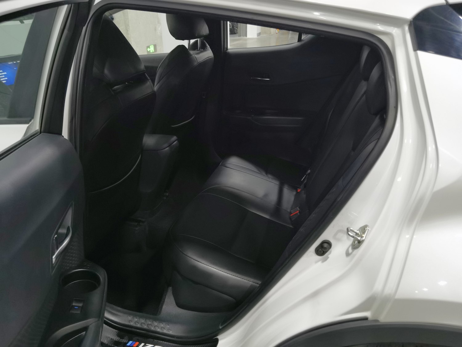 Used Toyota C-HR 2021 2.0 AT