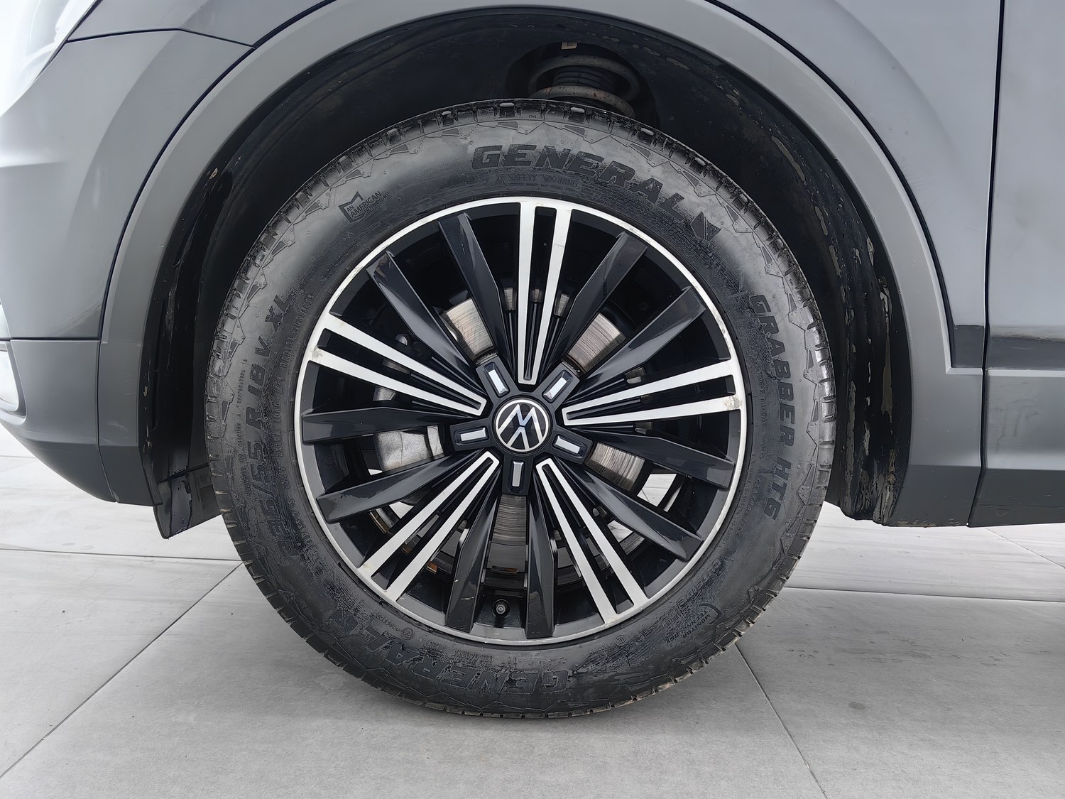 Used Volkswagen Tiguan L 2021 2.0 AT