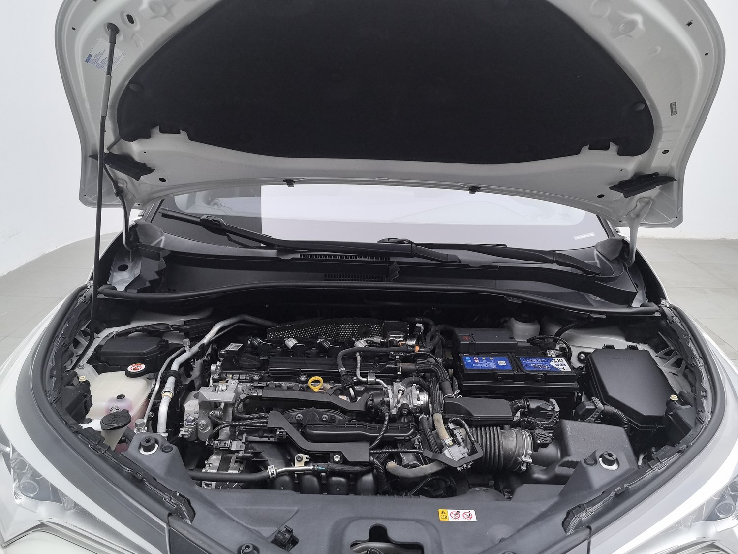 Used Toyota C-HR 2020 2.0 AT