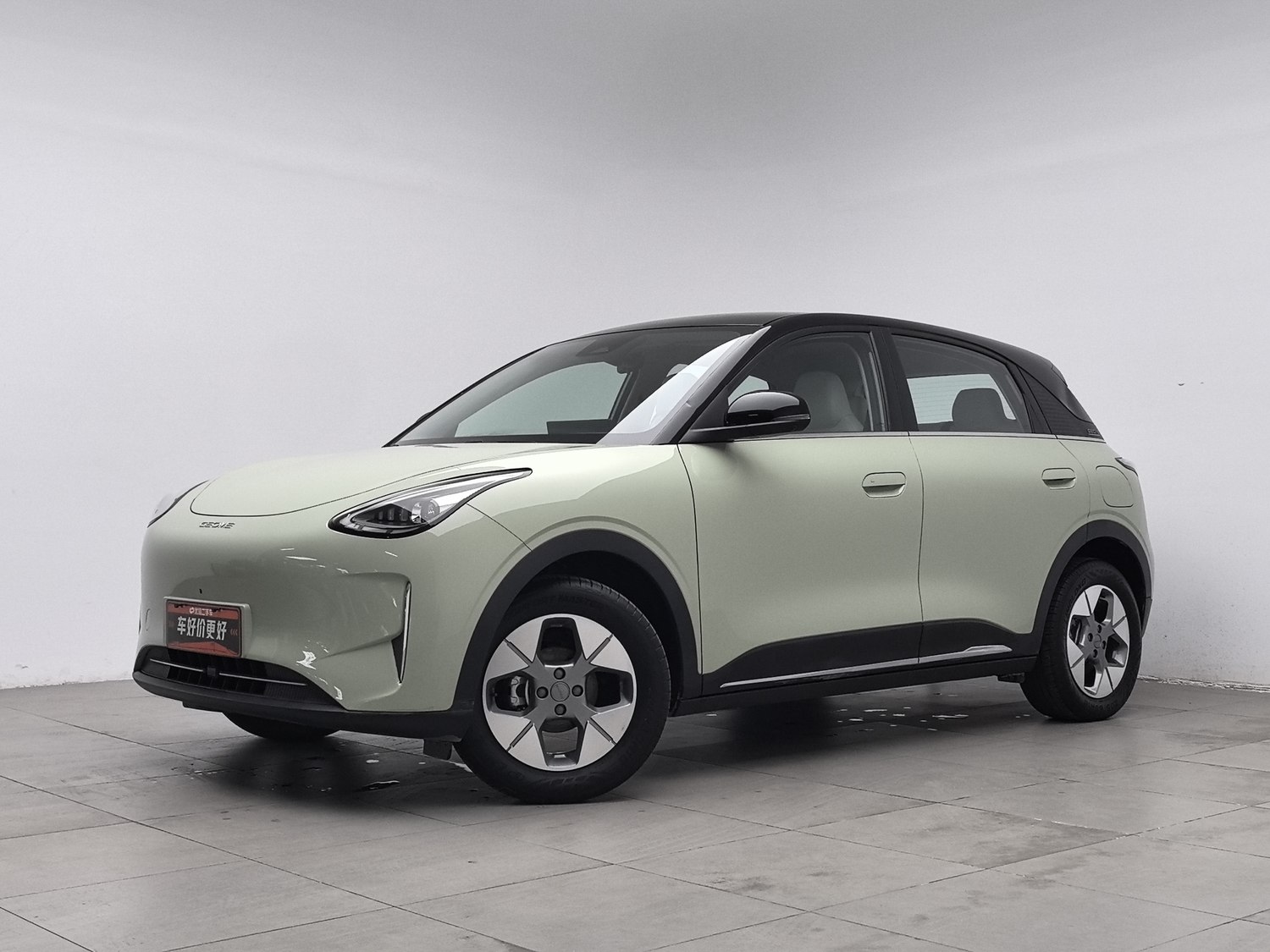 Used Geely Galaxy Xingyuan 2025