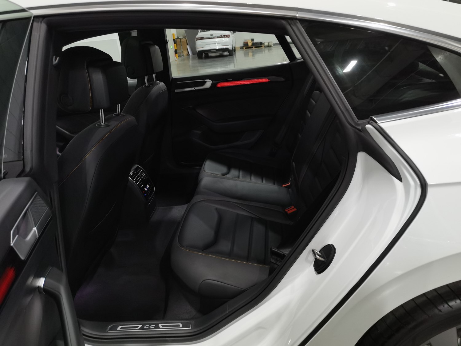 Used Volkswagen CC 2025 2.0 AT