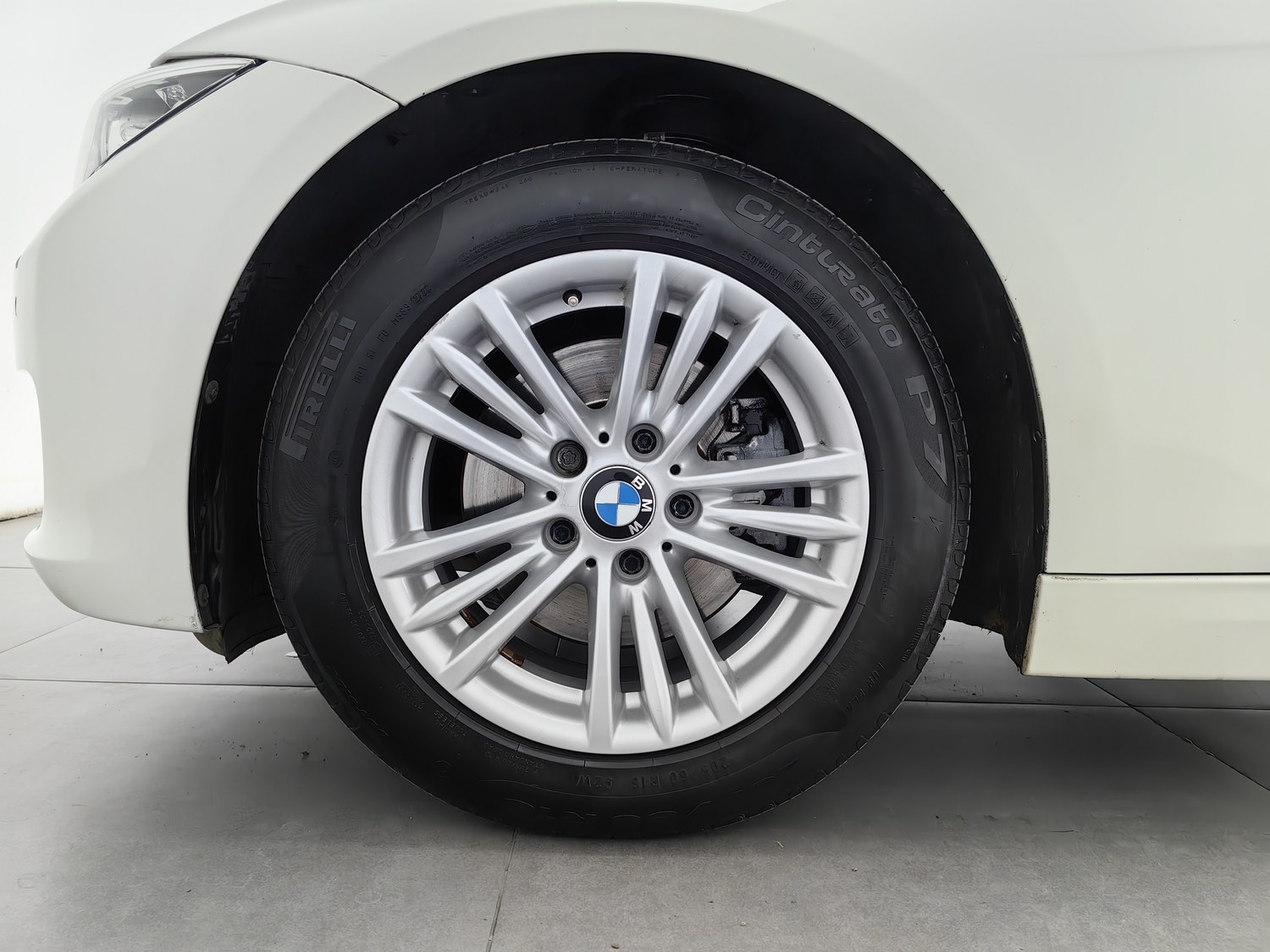 Used BMW 3 Series 2015 1.6 AT