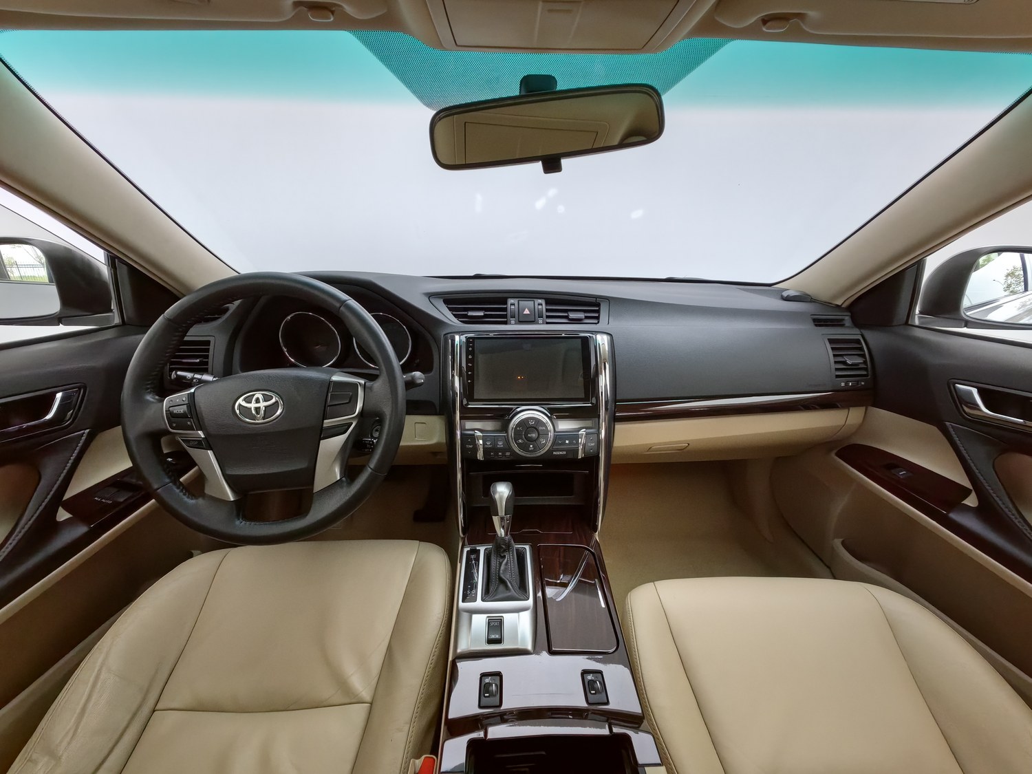 Used Toyota Reiz 2012 2.5 AT