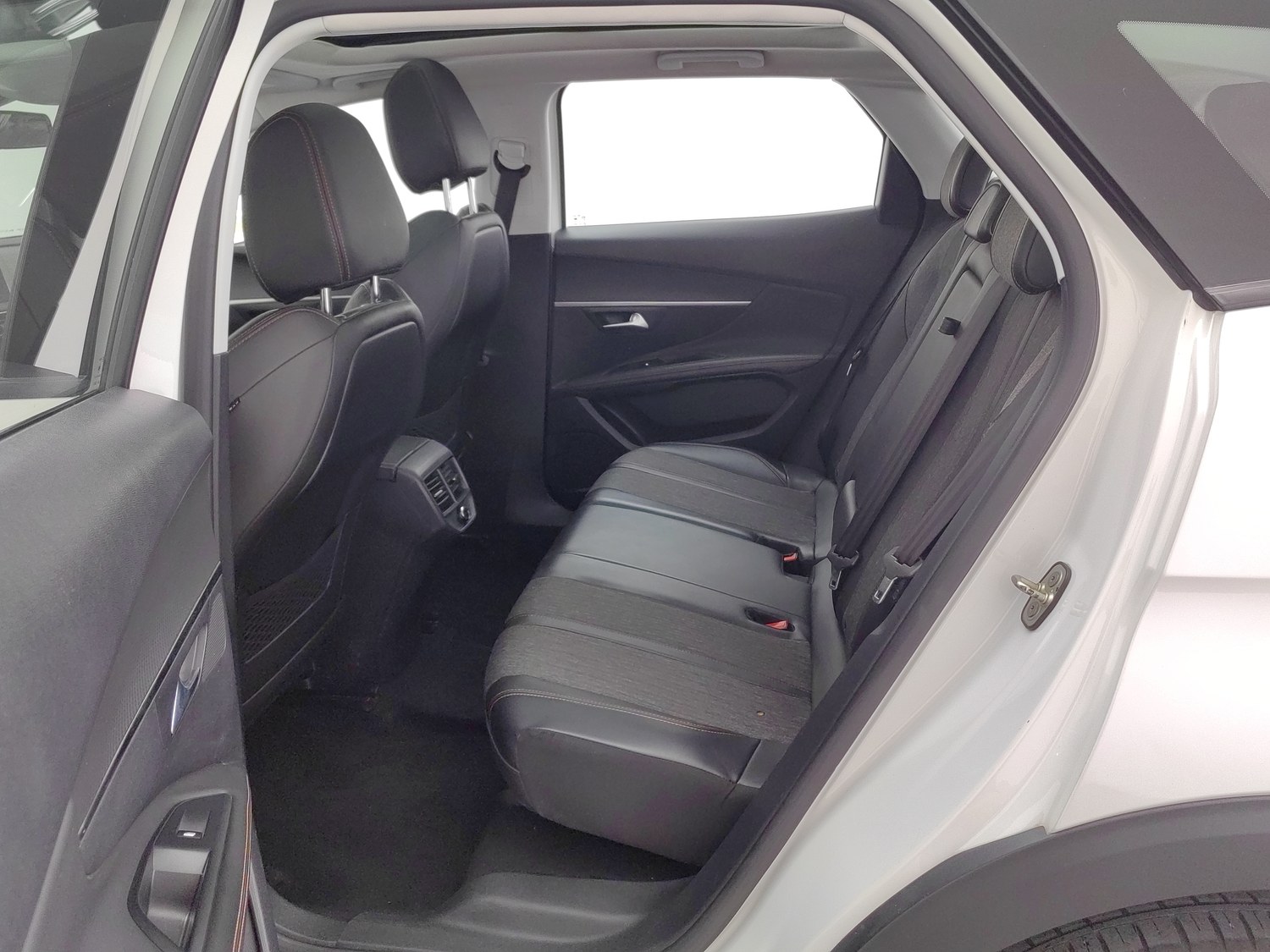 Used Peugeot 4008 2017 1.6 AT