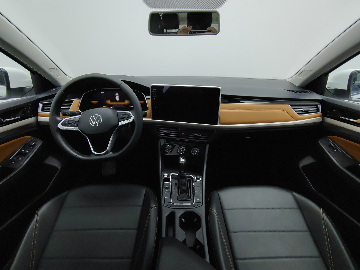 Used Volkswagen Bora 2023 1.2 AT
